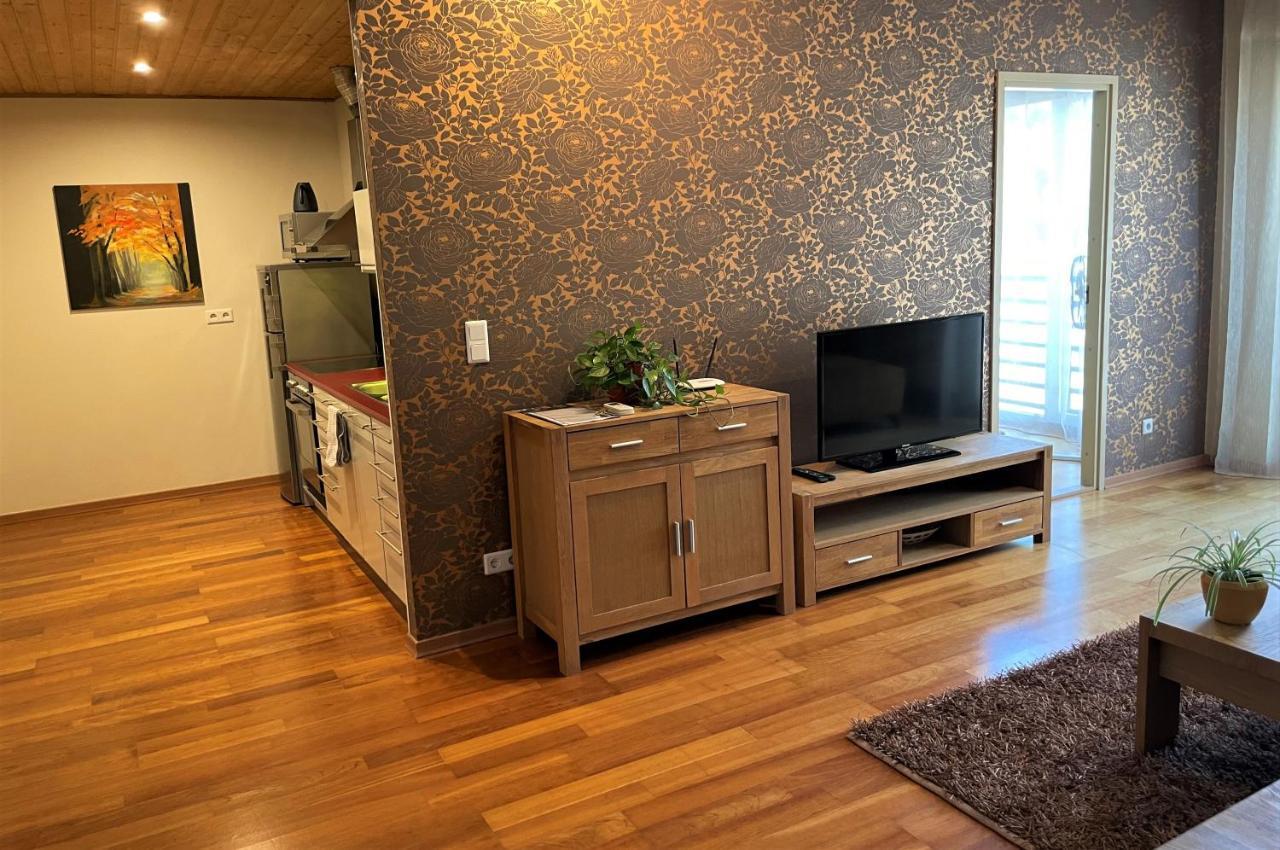 Kuressaare Holiday Apartments Ngoại thất bức ảnh
