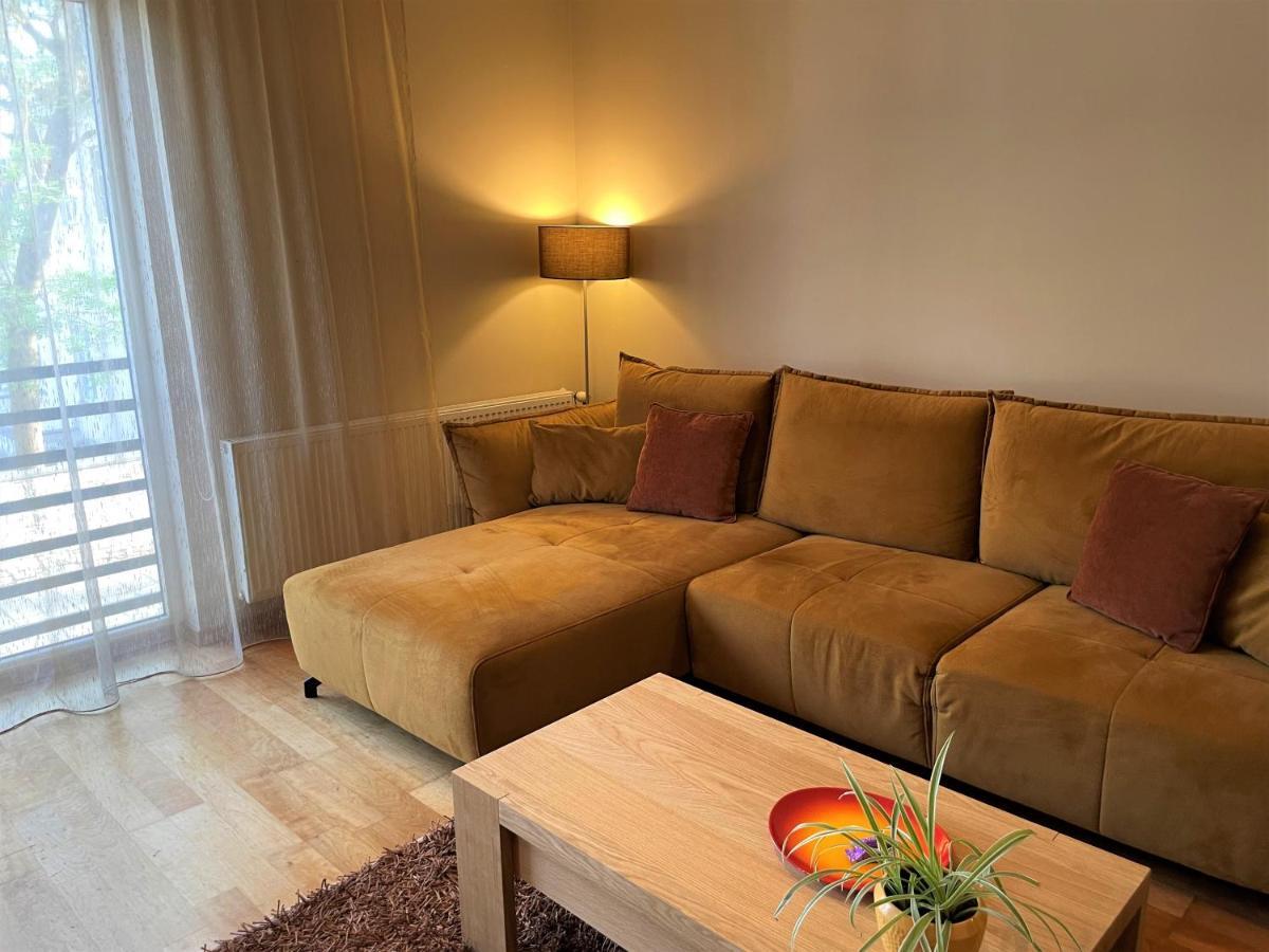 Kuressaare Holiday Apartments Ngoại thất bức ảnh